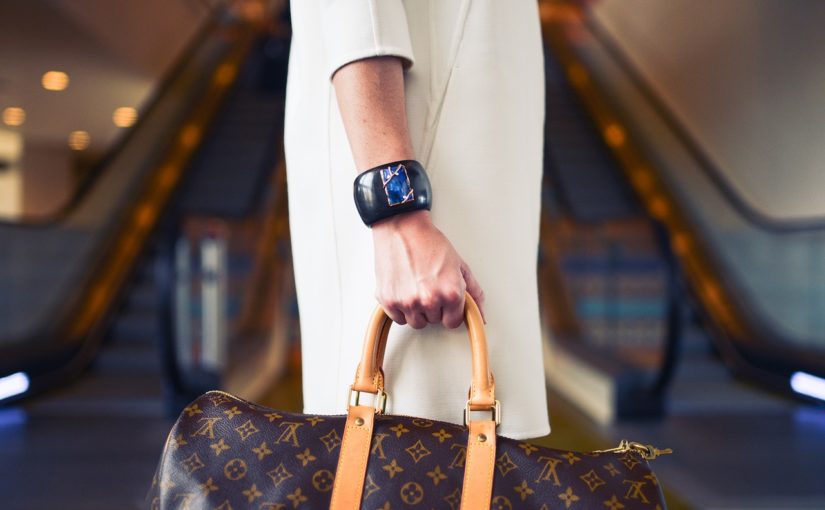 Como identificar se uma bolsa Louis Vuitton é original