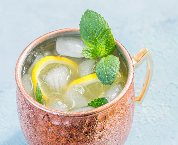 Conheça a origem do Moscow Mule