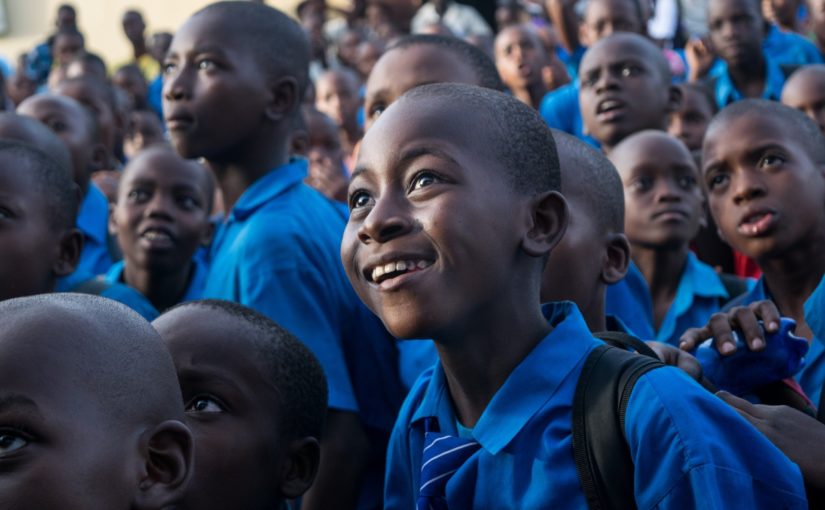 Composições e proteção para ambientes escolares infantis